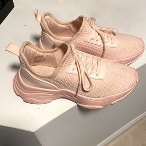 Pink sneaks